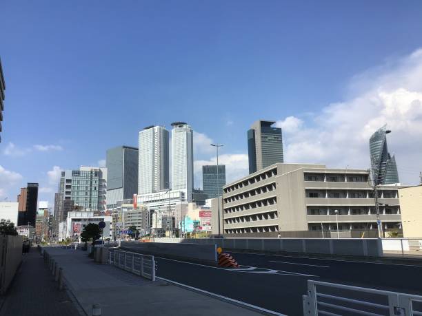 istock Skyscrapers and statin 1281240477