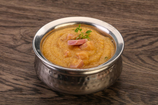 istock Peas cream soup with smoked ribs 1281284494