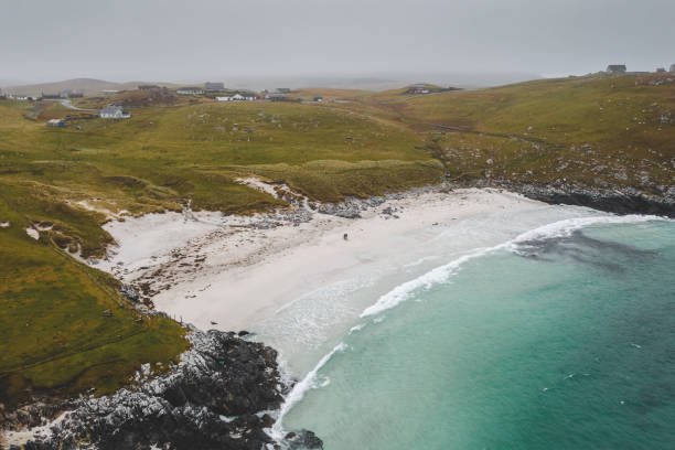 식사의 모래의 공중 보기 - shetland islands north sea beach sea 뉴스 사진 이미지