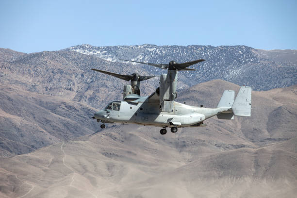 주교 공항에서 미국 해병대 osprey mv-22 (kbih) - helicopter boeing marines military 뉴스 사진 이미지