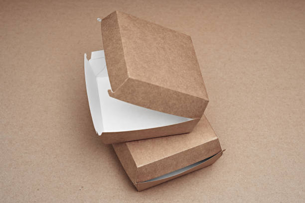 istock Paper, environmentally friendly disposable tableware for a sandwich, lunch, dessert. 1281355857