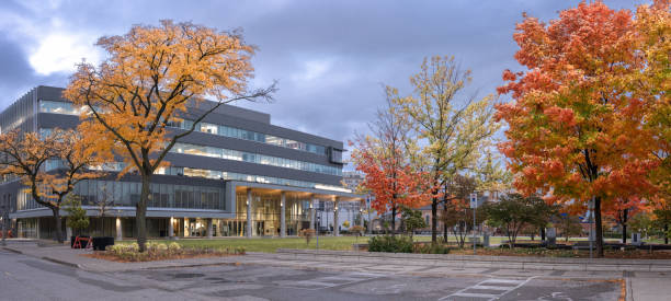 Windsor, Ontario - City Hall (350 City Hall Square)