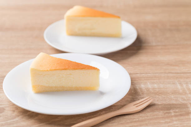 istock Slice of vanilla cheesecake 1281368924