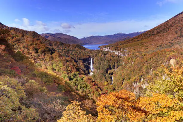 Photo of Autumnal kegon waterfall and cyuzenji lake seen from Akechidaira