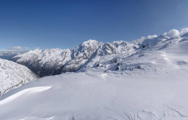 istock Ortler Alps from the Stelvio Pass, Italy 1281473410