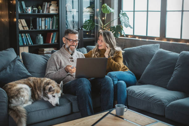 istock New normal way to hang with friends 1281473973