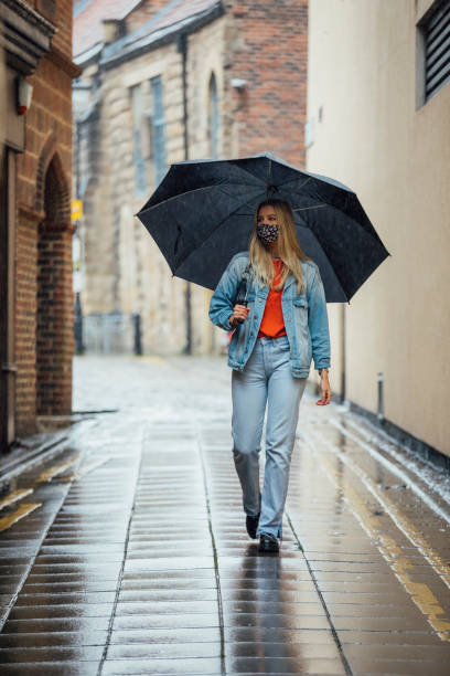 istock City Life Wearing A Mask 1281476644