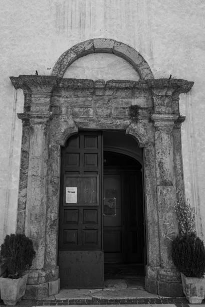 istock Colli a Volturno (IS), church of S. Leonardo. Wiews 1281484765