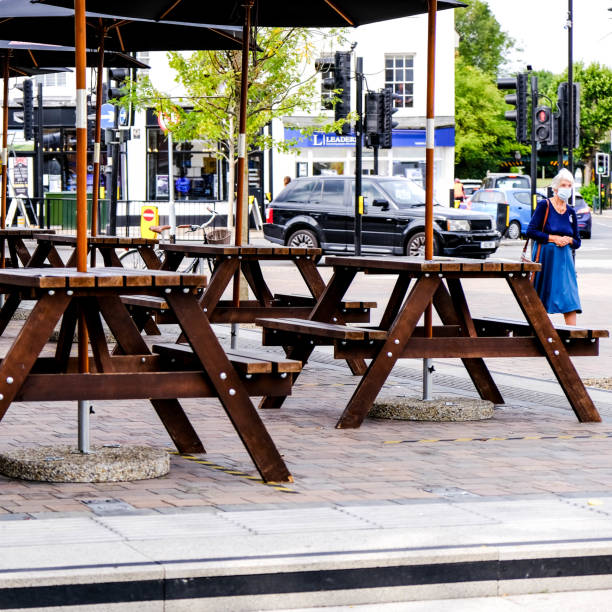 Empty Tables And Chairs Out Side A Wetherspoons Pub In South London London UK, September 23 2020, Empty Tables And Chairs Out Side A Wetherspoons Pub In South London surrey hotel southeast england england stock pictures, royalty-free photos & images