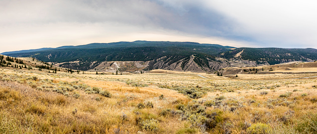The colorful Cariboo - Chilcotin country in the autumn