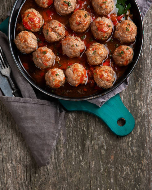 istock itional meatballs in frying pan 1281564282
