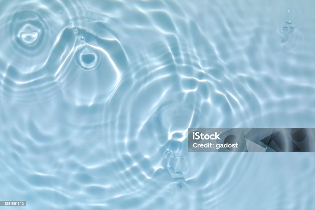 transparent blue colored clear calm water surface texture - Royalty-free Água Foto de stock