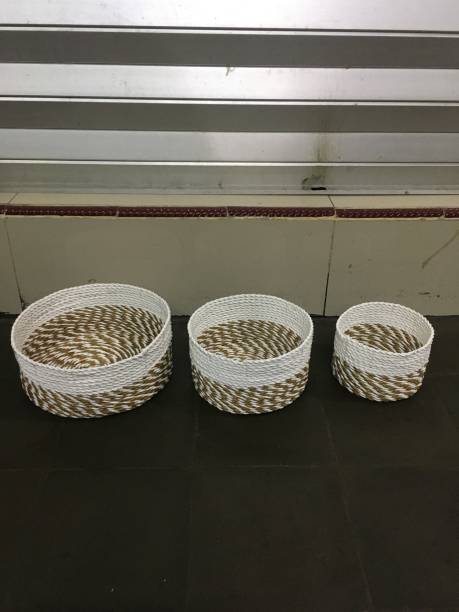 istock Basket weaving made from synthetic rope 1281595358