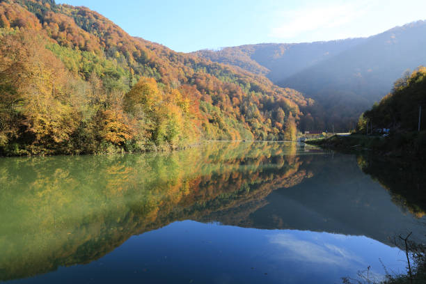 istock lake on Tereblya mountain river 1281627001