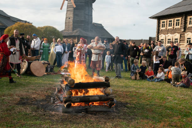 Slavic holiday - Autumn Equinox Day Report from the celebration of the pagan Slavic holiday - the Day of the Autumnal Equinox.
The scene is the Moscow region, the vicinity of the city of Podolsk. Shooting time - September 2020 cham mask stock pictures, royalty-free photos & images