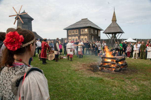 Slavic holiday - Autumn Equinox Day Report from the celebration of the pagan Slavic holiday - the Day of the Autumnal Equinox.
The scene is the Moscow region, the vicinity of the city of Podolsk. Shooting time - September 2020 cham mask stock pictures, royalty-free photos & images