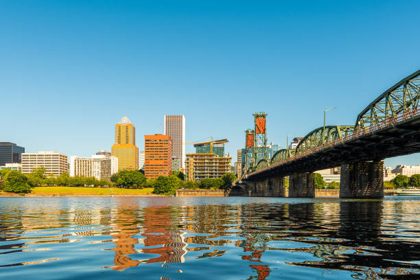 istock Portland, Oregon, USA Willamette River 1281631439