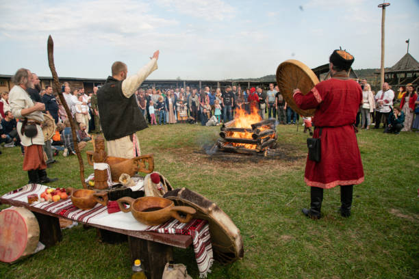 Slavic holiday - Autumn Equinox Day Report from the celebration of the pagan Slavic holiday - the Day of the Autumnal Equinox.
The scene is the Moscow region, the vicinity of the city of Podolsk. Shooting time - September 2020 cham mask stock pictures, royalty-free photos & images