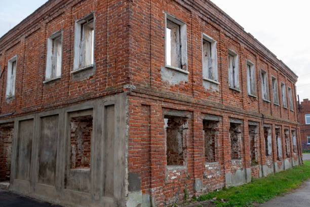istock abandoner old red brick building without roof in town 1281694852