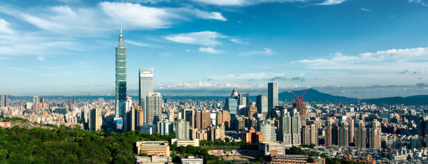 Beautiful sunny day in Taipei cityscape, Taiwan Shot in sunny day taipei photos stock pictures, royalty-free photos & images