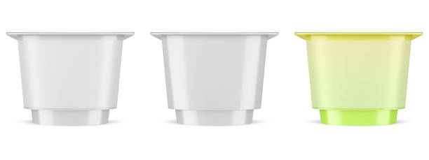 ilustrações, clipart, desenhos animados e ícones de maquetes de embalagem plástica realista vetorial, pote para iogurte - can disposable cup blank container