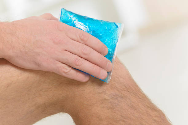 istock Cold gel compress on the knee 1281782708