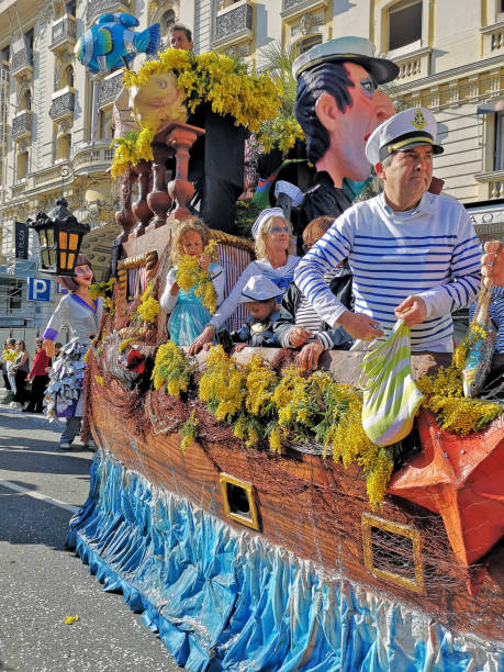 nice carnival - flower parade imagens e fotografias de stock