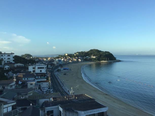 istock Shinojima Sun Sun Beach in the evening 1281800940