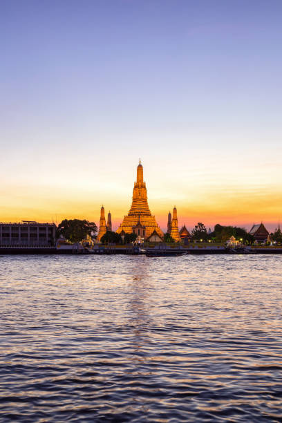 istock Wat arun night view temple in Bangkok. 1281811572