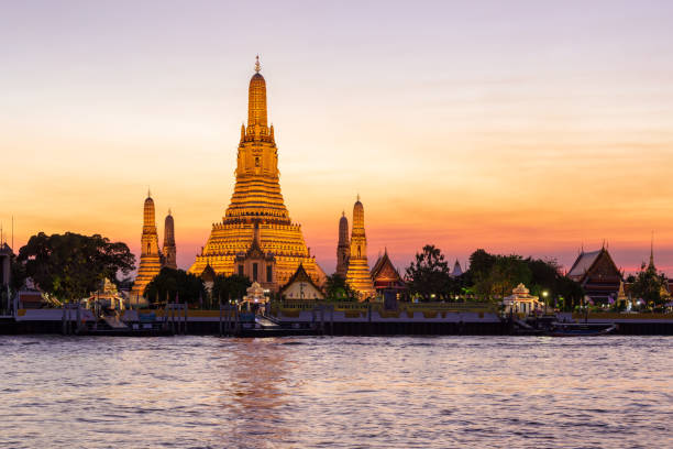 istock Wat arun night view temple in Bangkok. 1281811640
