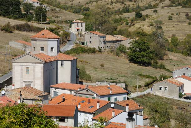 istock Castiglione di Carovilli, Molise. Glimpse 1281952118