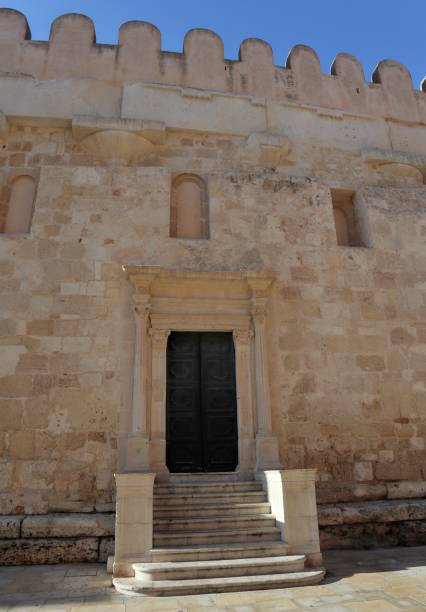 istock Syracuse - Side entrance of the Duomo 1282080218