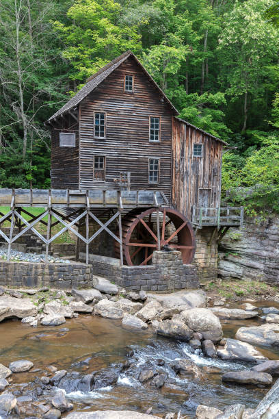 парк штата бэбкок - autumn watermill glade creek waterfall стоковые фото и изображения