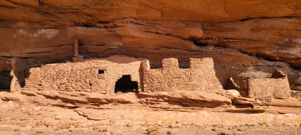 Ruins II in Fish Creek Canyon, Bears Ears, Utah Ruins II in Fish Creek Canyon, Bears Ears, Utah anasazi stock pictures, royalty-free photos & images