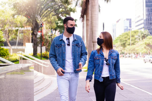 istock Two friends in Sao Paulo 1282226248