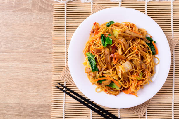 istock Stir-fried noodles with mushroom and vegetables 1282275894