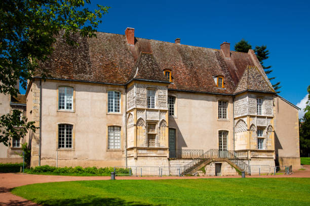 istock Town Hall in Cluny in Burgundy 1282277004