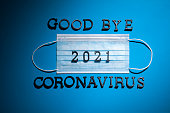 schutzmaske-mit-den-worten-good-bye-coronavirus-mit-2021-auf-blauem-hintergrund-das-konzept.jpg?b=1&s=170x170&k=20&c=NmmLKLd2jw74AEDpsBJ4M-w8Ut3HI0Rjtx9nx4-5NXk=
