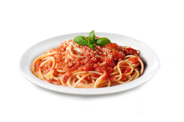 italian pasta with tomato sauce and basil leaves - isolated - spaghetti imagens e fotografias de stock