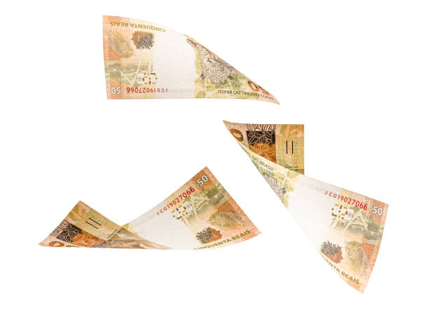 due banconote da 50 reais in autunno, sfondo bianco isolato - currency bill paper number 50 foto e immagini stock