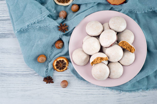 istock Pepper nuts, traditional german christmas sweets, nuremberg gingerbread 1282575728