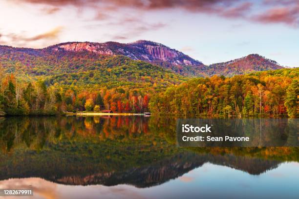 Table Top Mountain Pickens Sc Lake View In Autumn At Dusk Stock Photo - Download Image Now