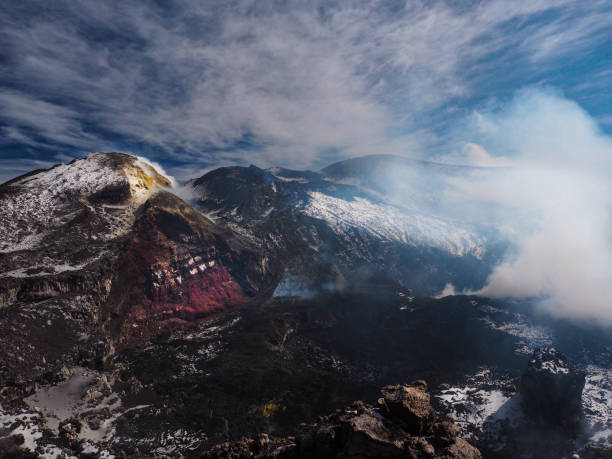 etna volcano. south crater. sicilia - mt etna imagens e fotografias de stock