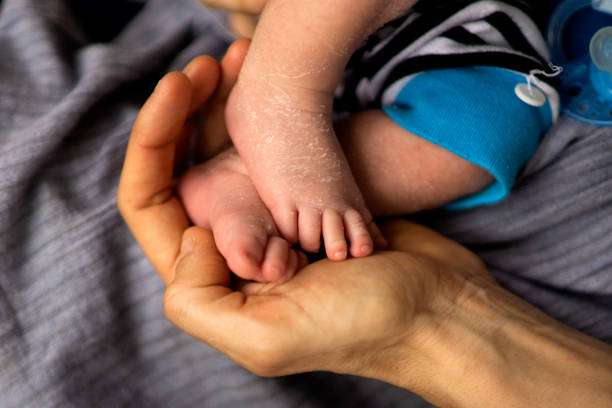 Newborn Baby Piecitos Stock Photo - Download Image Now - Baby - Human Age,  Foot, Newborn - iStock