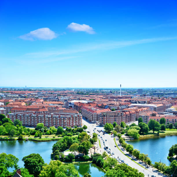 vista aérea de copenhague - amager fotografías e imágenes de stock