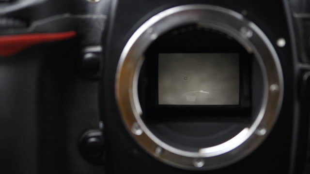 Slow motion camera shutter curtain