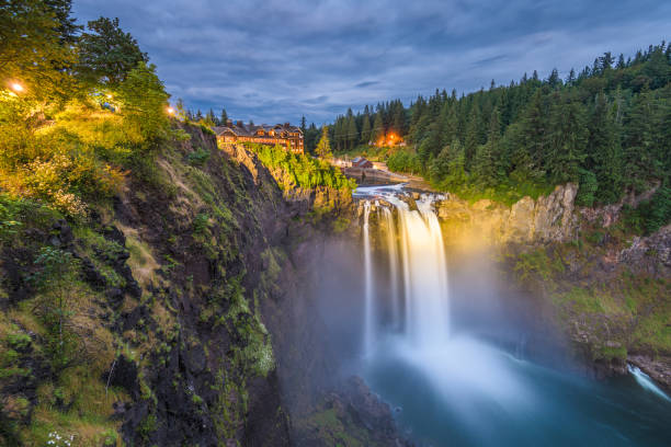 istock Snoqualmie, Washington, USA 1283016883