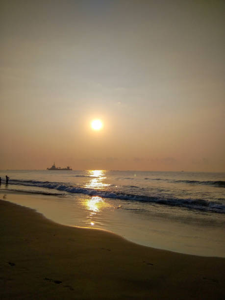 istock THE SUNRISE ON BAY OF BENGAL 1283033527