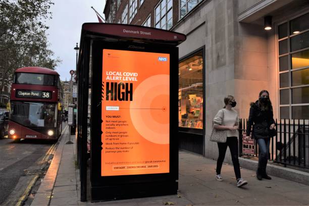 high alert level sign on charing cross road, central london - billboard symbol city street imagens e fotografias de stock