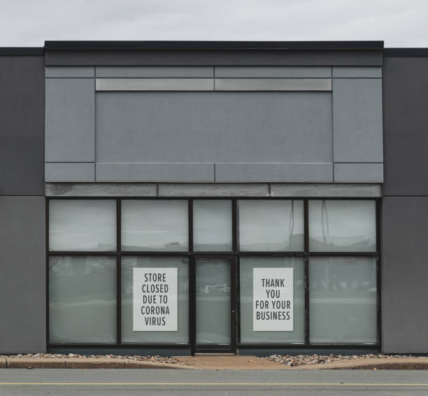 istock Store Closed Due To COVID-19 1283093210